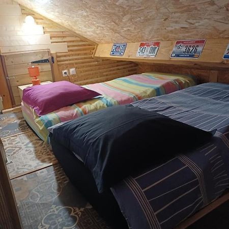 Chalet Chaleureux Avec Parking Garage Motos, Velos La Chapelle-aux-Chasses エクステリア 写真